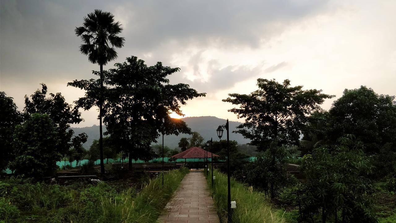 The Kanila Resort Karjat Exteriér fotografie